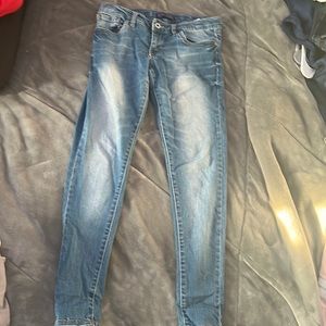 Levi’s skinny jeans